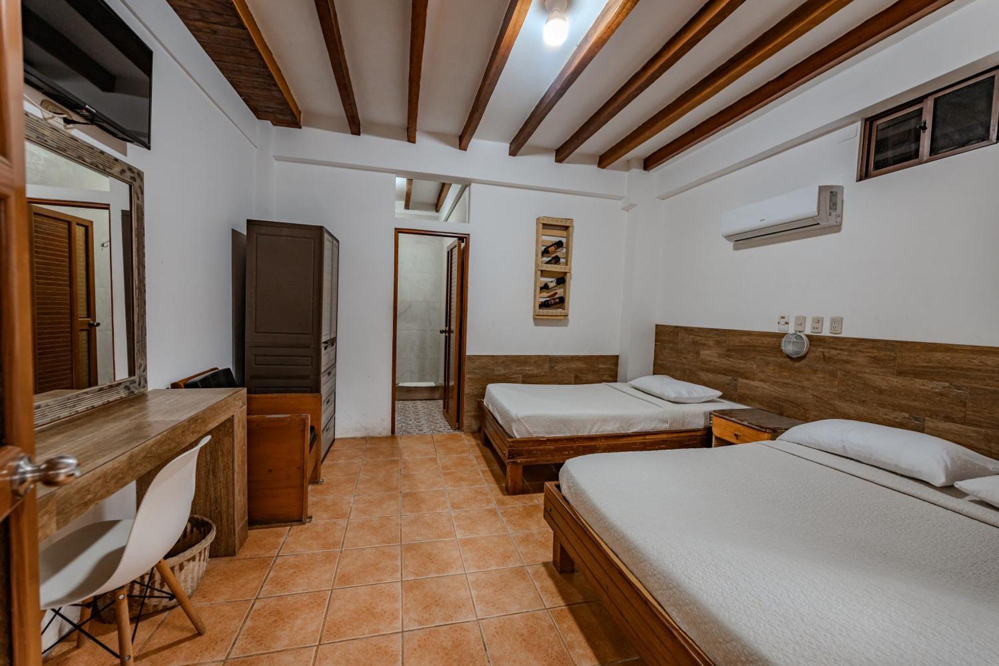 Hotel Nantu Hosteria Пуэрто-Лопес Экстерьер фото